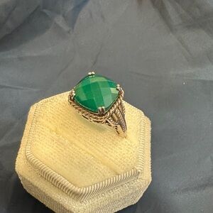 Elegant Silver Green Gemstone Ring